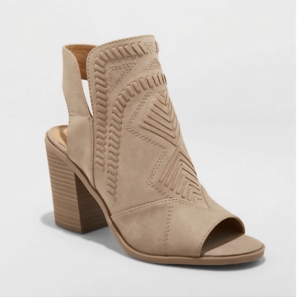 Universal Thread Edwina Booties